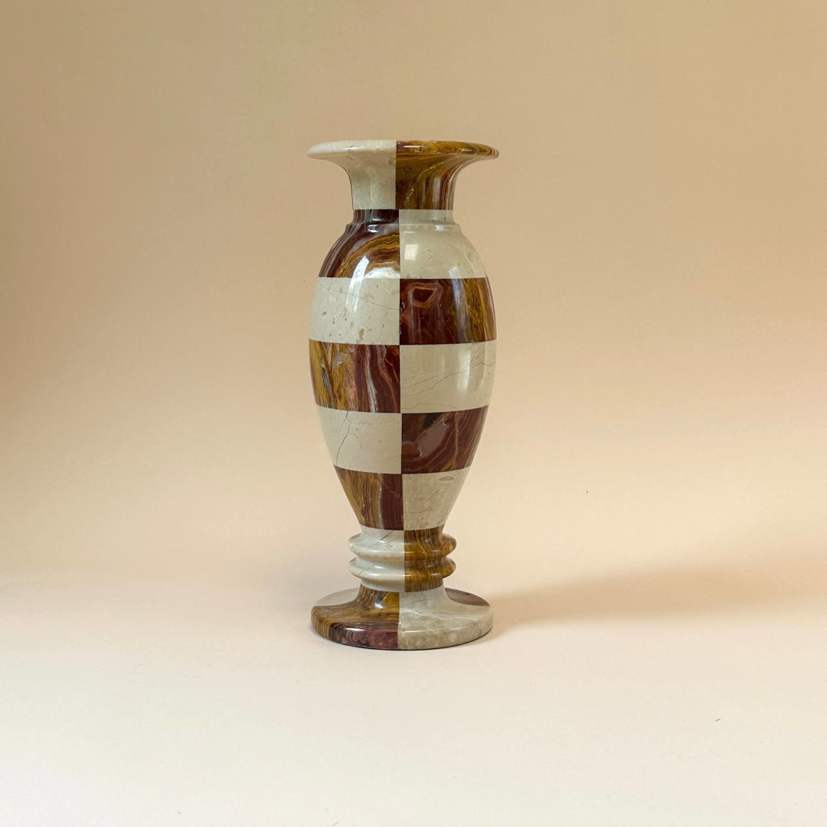 Checkered Onyx Vase - SpaceHavenHome