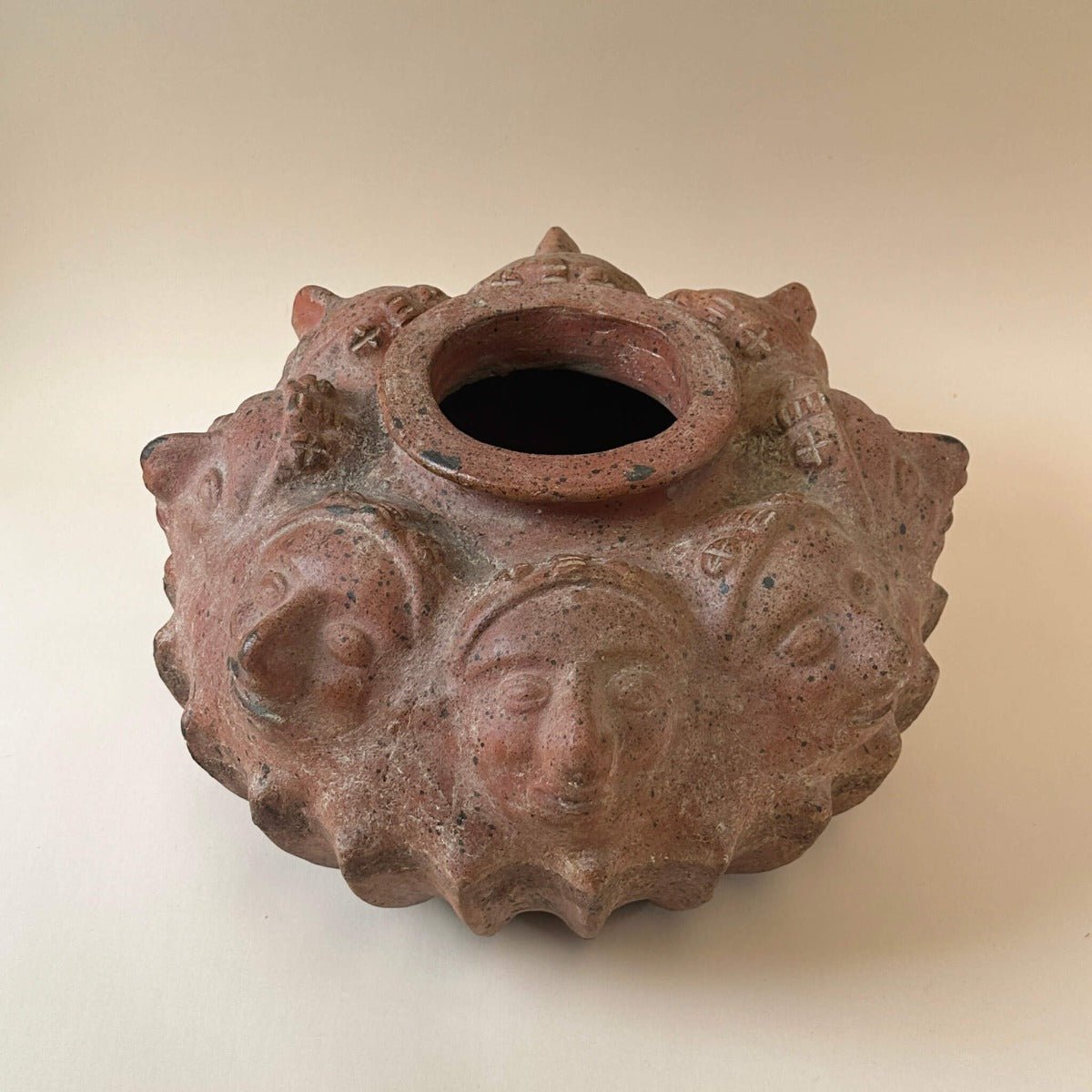 Large Pre-Columbian Perpetual Faces Vessel - SpaceHavenHome