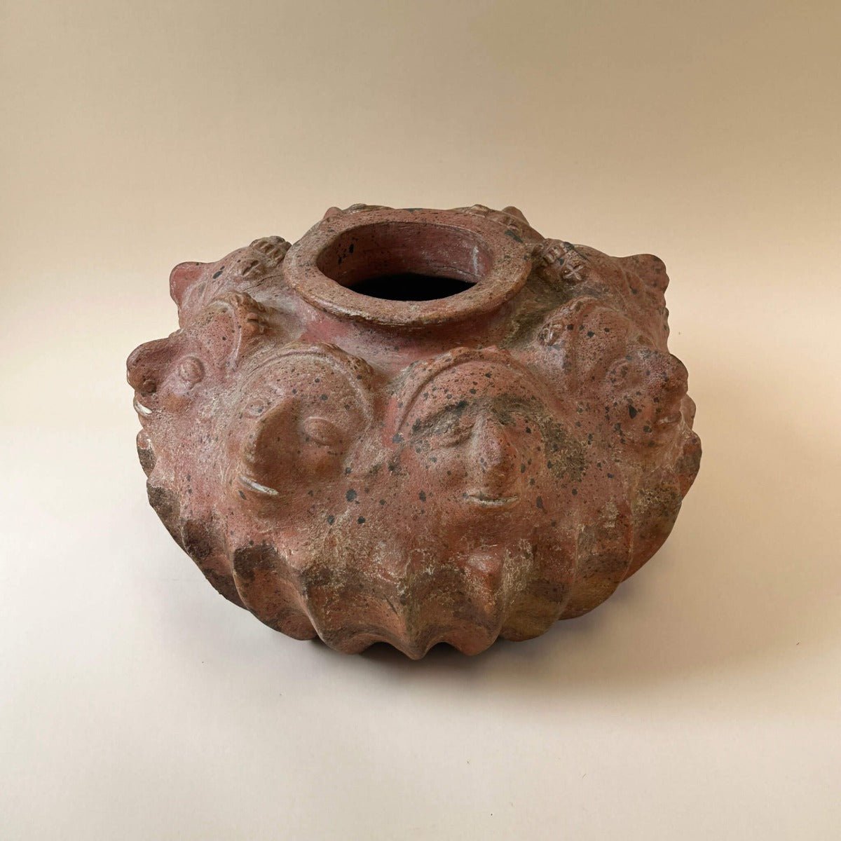 Large Pre-Columbian Perpetual Faces Vessel - SpaceHavenHome