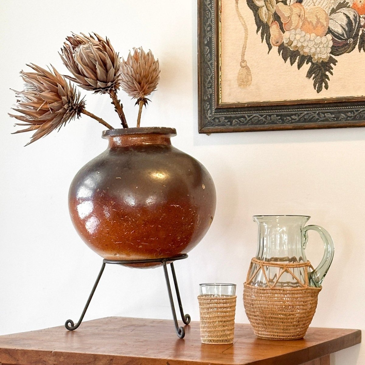 Round Vase on Iron Stand - SpaceHavenHome